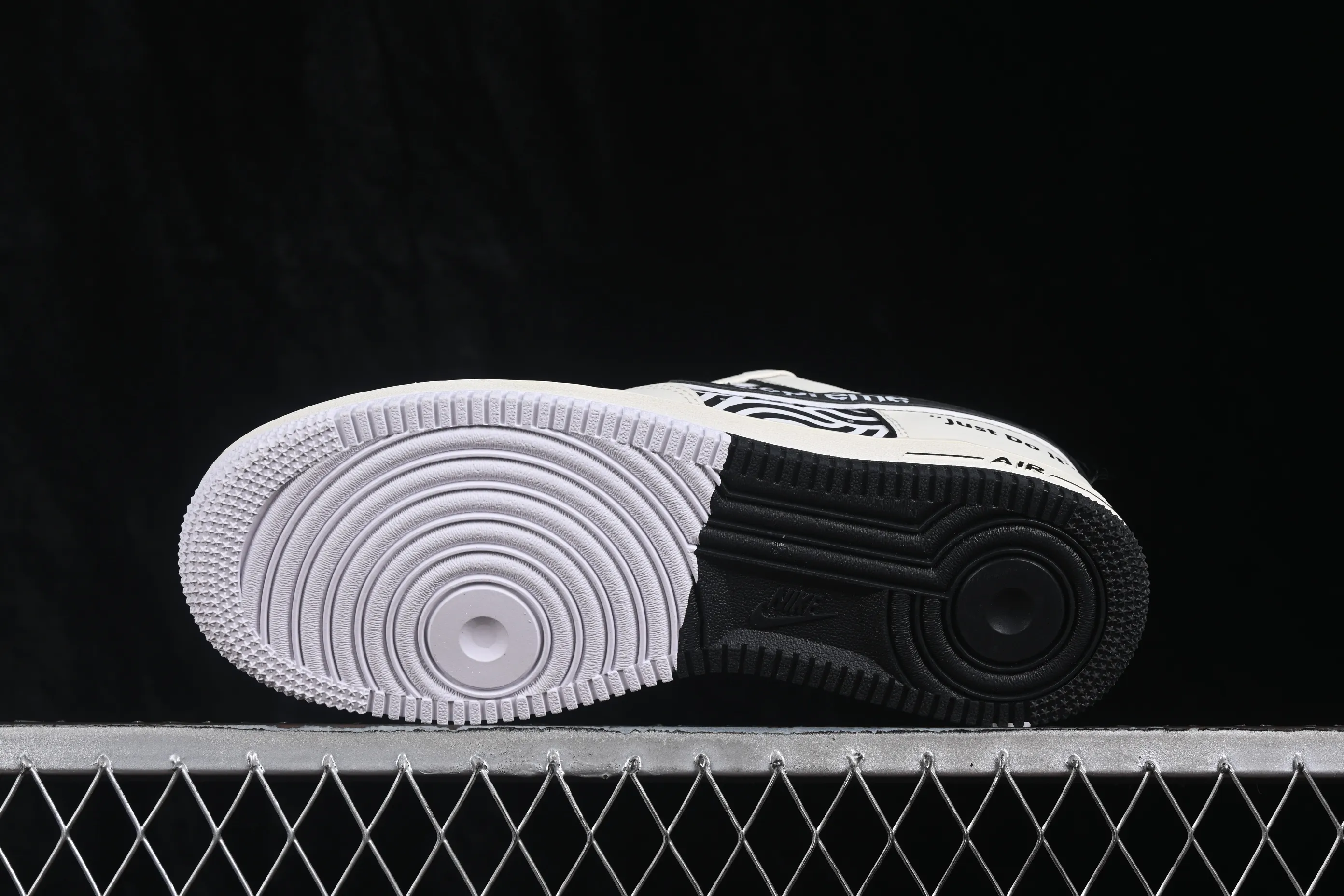 All categories Nk Air Force 1 Air Force series Nk Air Force 1 Low Air Force low-top Nike Air Force 1'07 Low Air Force 1 low-top casual sneakers DK0188-149